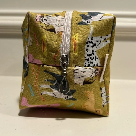 Dana Herbert Dog Print Cosmetic Case - Picture 6 of 12